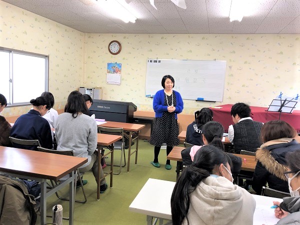 教室ツアー「英語研修in韓国」に向けて、韓国語の基礎の勉強会