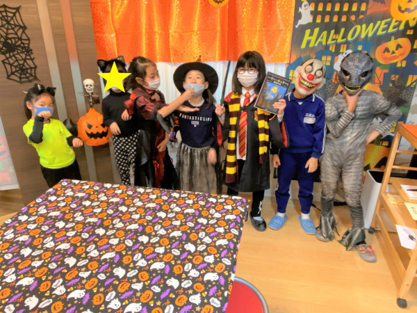 今日は僕達のハロウィンパーティーだ。