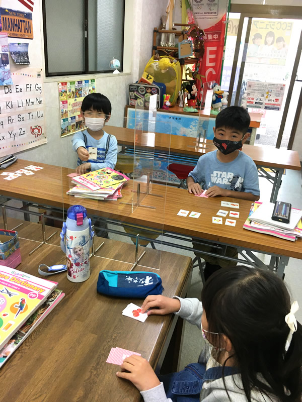 小学生英会話PFクラスの新しいお友達