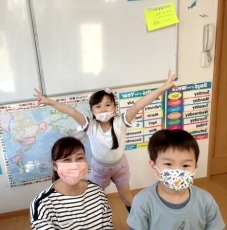 伸び伸び英語学習！！幼児（年中・年長）クラス！！