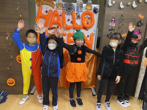 10月25日小学2年生　楽しかったハロウインパーティー　