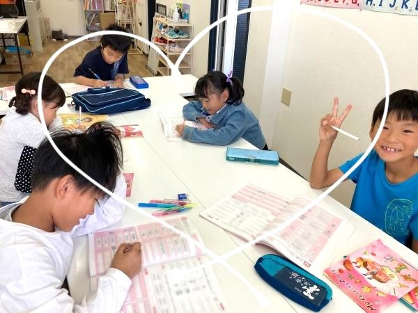 1〜3年生。単数形と複数形を学んでいます♬凄い！