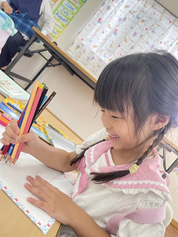 ECCジュニアの教材を使った英語のレッスン