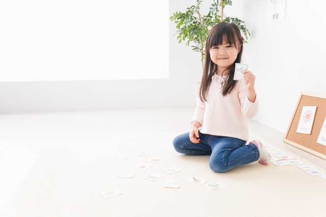 ECCジュニアの幼児教育【子どもが育ち、ことばが育つ】