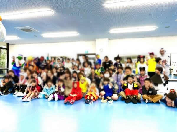 ht170230 毎年恒例のハロウィンパーティー！今年も大いに盛り上がりました！