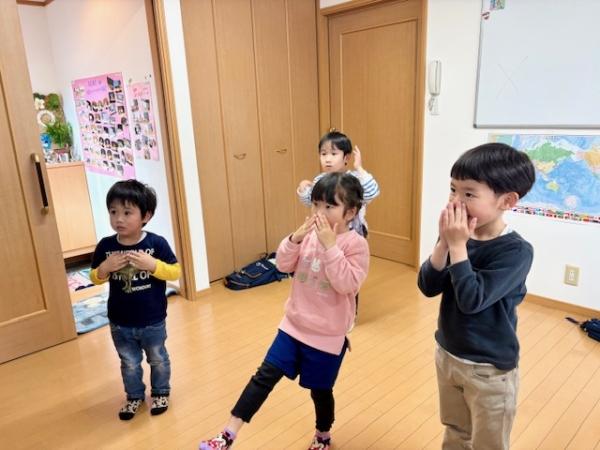 幼児（年中・年長）クラスのレッスンの様子！
