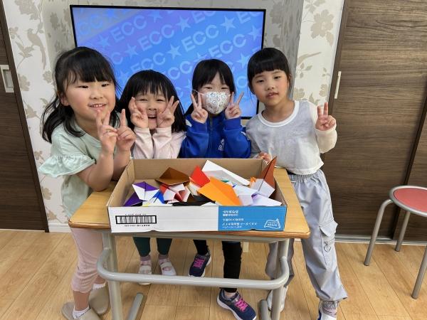 5月29日　みんなで色を習ったよ。