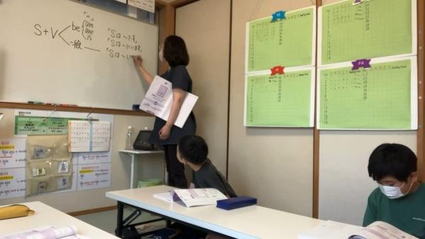 英会話だけではない　ECCジュニア！