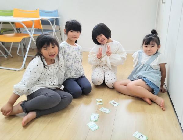 ht180088 英語の説明を聞いてゲームができるのすごいね☆Where’s〜？の質問に元気良くHere！と答えられました。