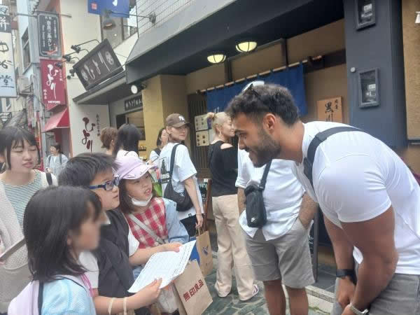 外国人ツーリストにインタビュー(小瀬教室オリジナルイベント)