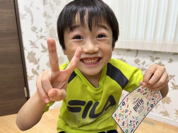 10月17日　Happy Birthday! お誕生日カード、嬉しいな！