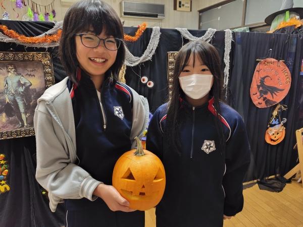 ht030120a 笑った顔が似てる？