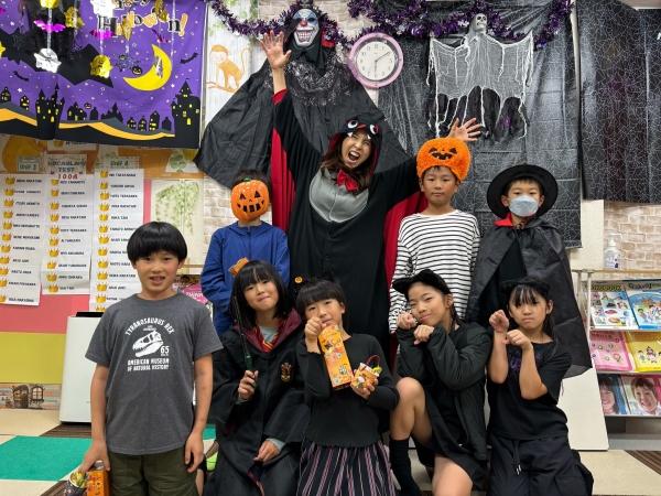 ht220868v HAPPY HALLOWEEN 2025