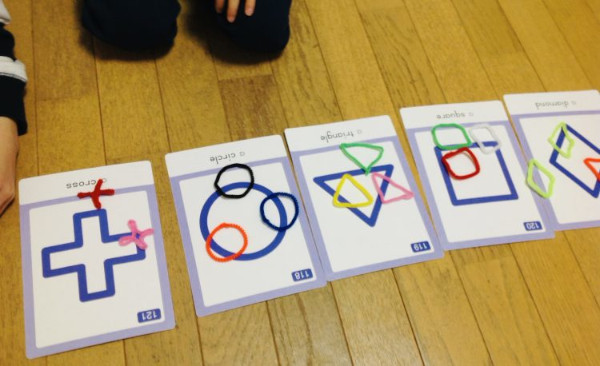 モールで形あそび