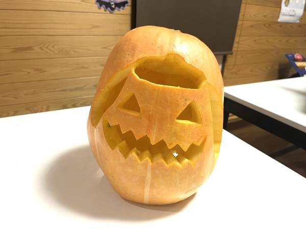 ht240456 ポムポムプリンが、大好きな生徒さんどうしても、ポムポムプリンにしたいと。ポムポムプリンランタンの出来上がり！