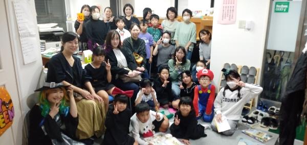ht143222 今年2025年も恒例のハロウィンパーティーを行いました！