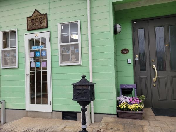 ht430034 教室へは専用のドアからどうぞ