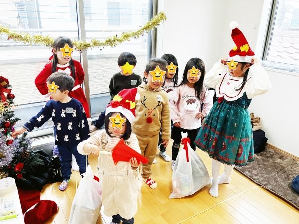 ht111744 幼児さんクラスのクリスマス会です