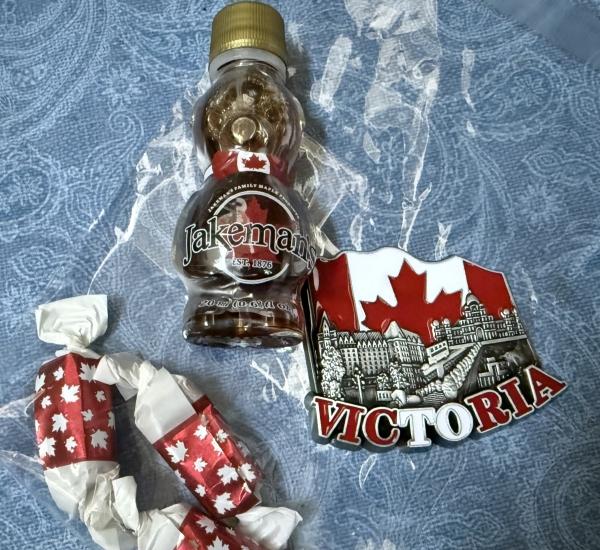 カナダからのお土産