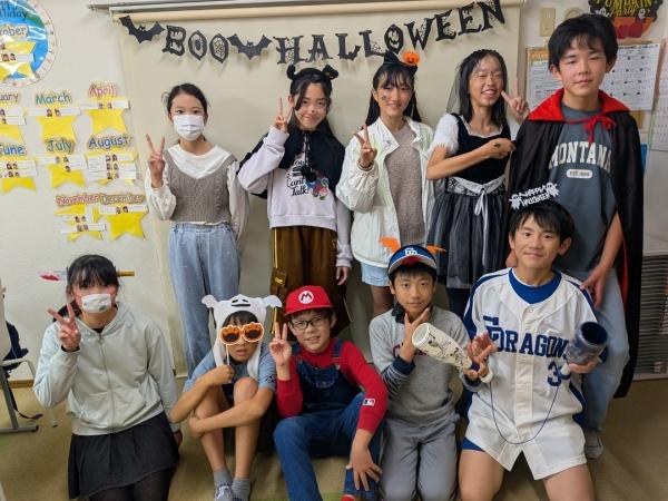 ht232367V 2025年ハロウィンパーティー