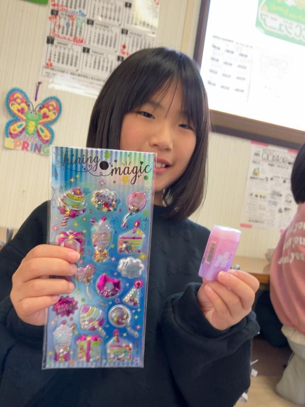 ht250357 宿題ご褒美は、可愛いシールと消しゴムです！小学2年生！12月13日