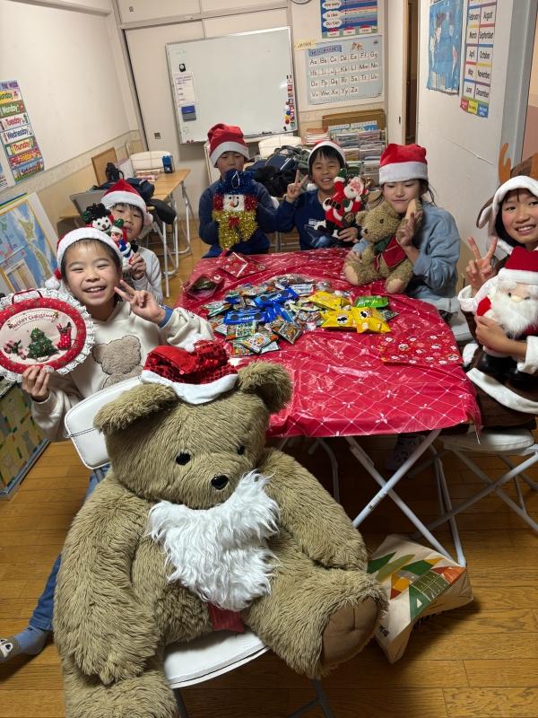 ht260556 テディベアサンタもクリスマスレッスンに参加してます