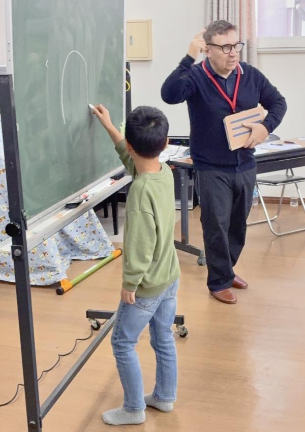 ht872552 えっと、ゴリラってどんなだったっけ…