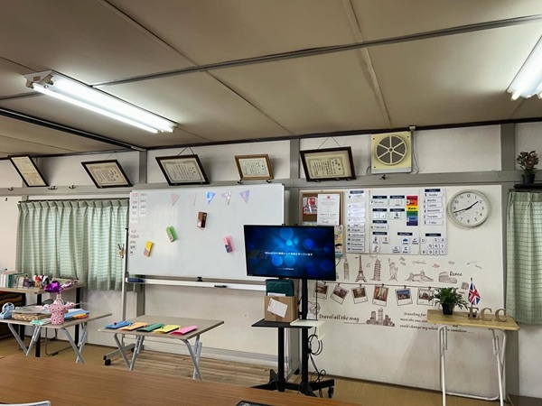 Happy valentine English party