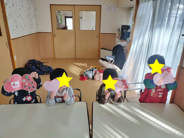 PTクラスでバレンタインクラフトをしました