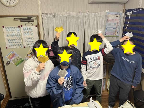 ht090185 THINK & TALKのレッスン英文説明だけでの折り紙、できた！