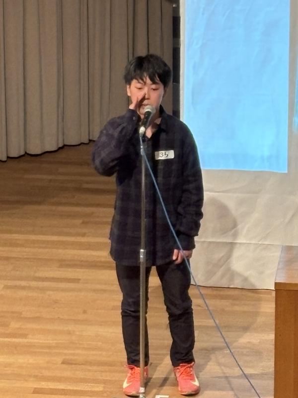 ht090458 Paer treeを緊張しながらも最後まで暗唱！