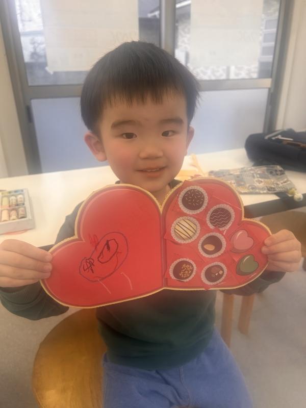 ht090400 2・3歳クラス、大好きな人へ贈ります！