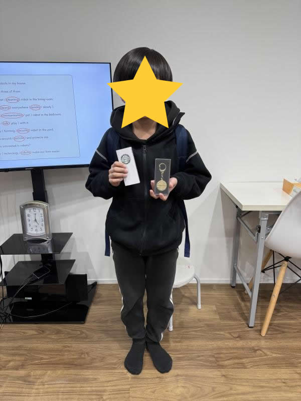 ECC児童・中学英語検定満点賞、おめでとう！