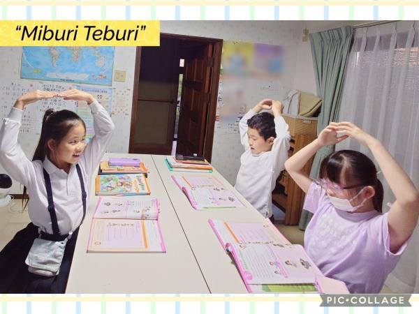 ECCジュニアの教材を使った英語のレッスン
