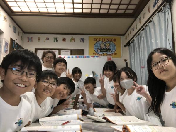 新年度のクラスでもみんな楽しく英語を学習しています♪